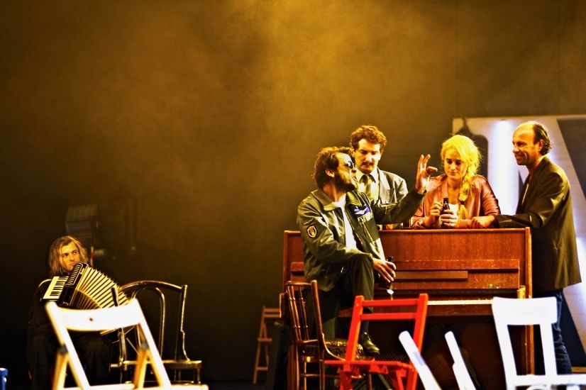 Drei Schwestern. Schauspiel Hannover. © Katrin Ribbe