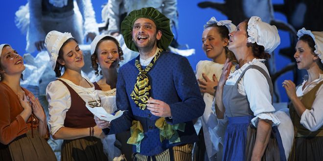 Wenzel in Drei Haselnüsse für Aschenbrödel. Foto: Rolf Arnold.