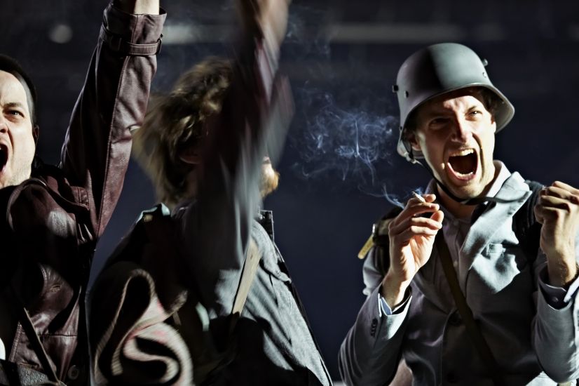 Im Westen nichts Neues (c) Katrin Ribbe/Schauspiel Hannover